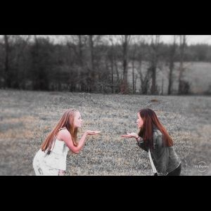 Meet your Posher, Avery